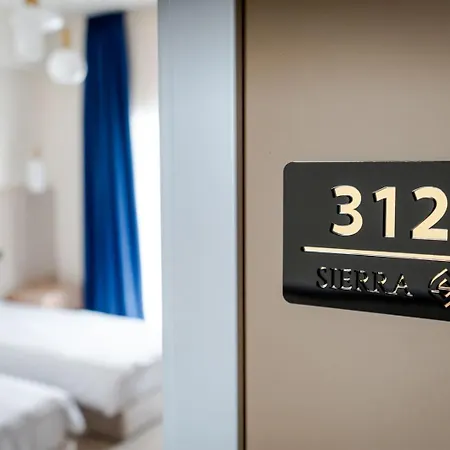 Sierra Hotel 4*