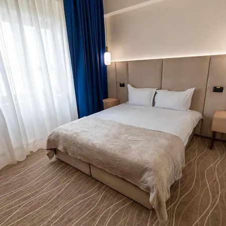 Hotel Sierra 4*